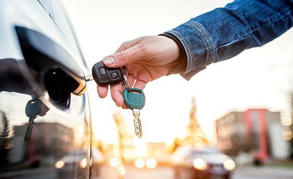 Diferencias principales entre leasing de vehículos y alquiler de vehículos